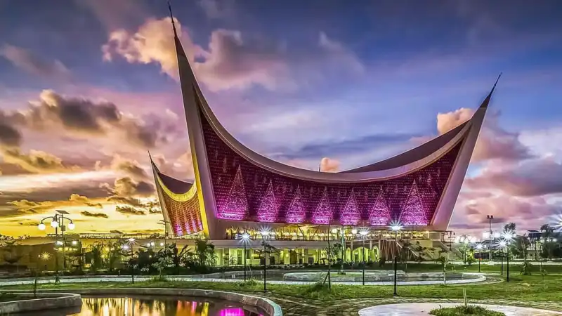 Destinasi Wisata Di Padang