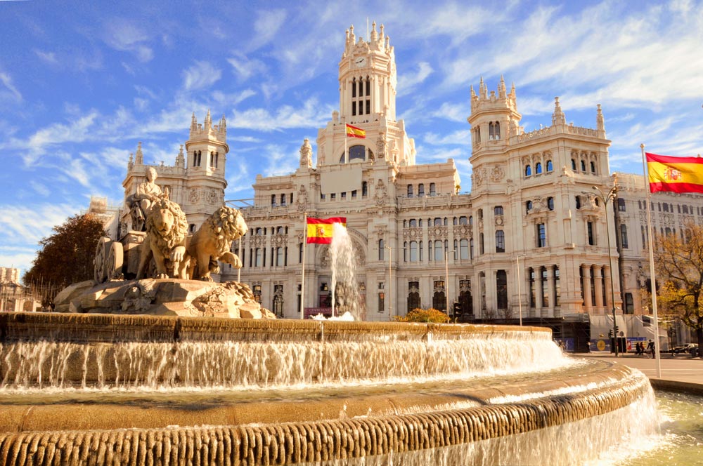 Destinasi Wisata Spanyol yang Memiliki Sejarah Islam Menarik